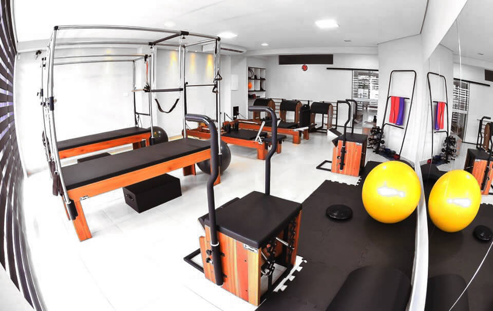 Iluminação-do-estúdio-de-pilates