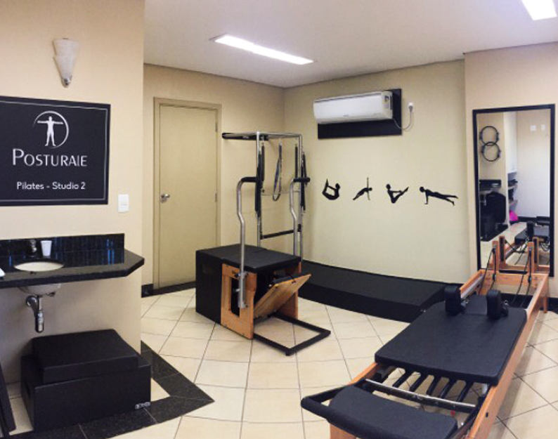 Clínica com studio de pilates